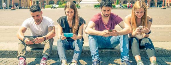 How To Keep Users Engaged With Your Mobile App