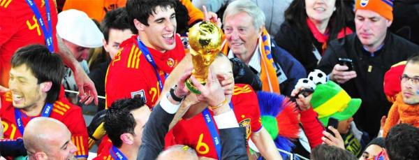 Football fever heightened by mobile users