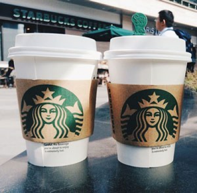 Starbucks location based marketing Starbucks location based marketing